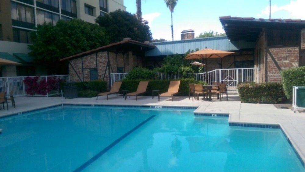Courtyard By Marriott Riverside Ucr/Moreno Valley Area Εξωτερικό φωτογραφία