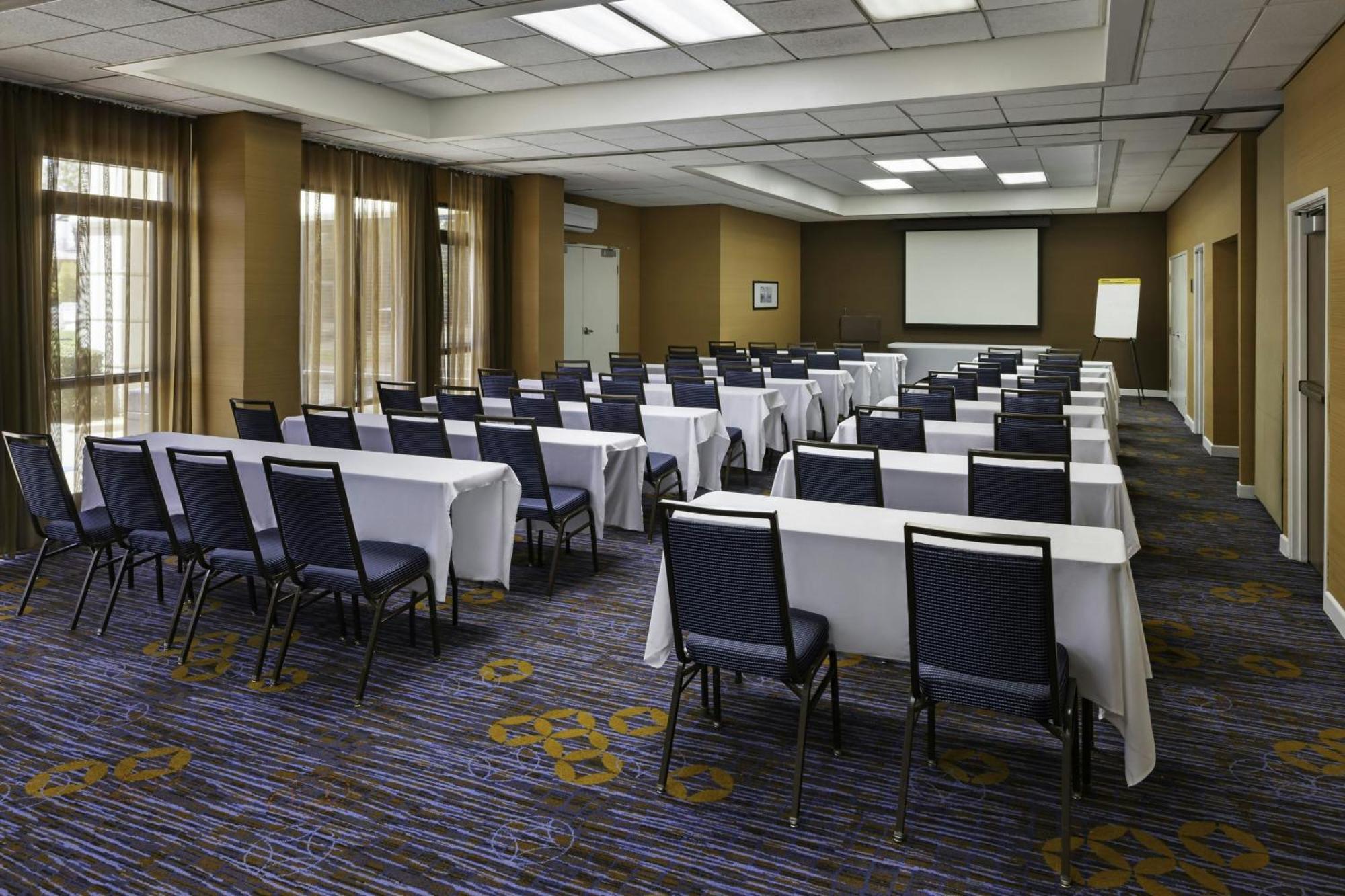 Courtyard By Marriott Riverside Ucr/Moreno Valley Area Εξωτερικό φωτογραφία