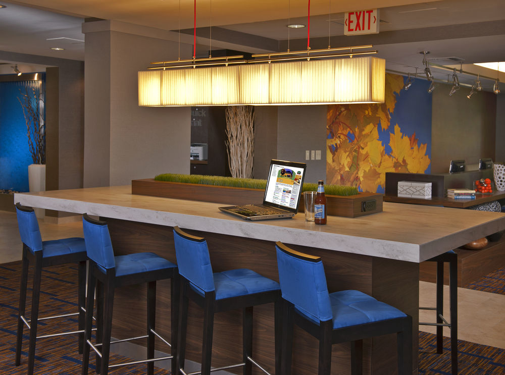 Courtyard By Marriott Riverside Ucr/Moreno Valley Area Εξωτερικό φωτογραφία